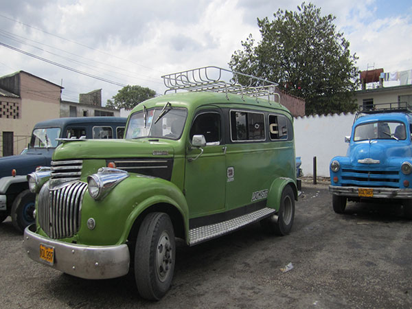 rondreizen-cuba-taxi-cooperativo